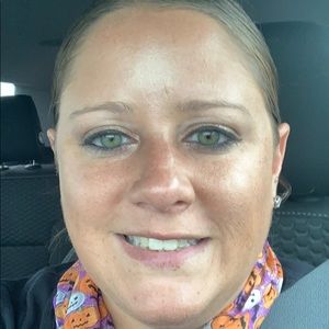 Meet your Posher, Daneen